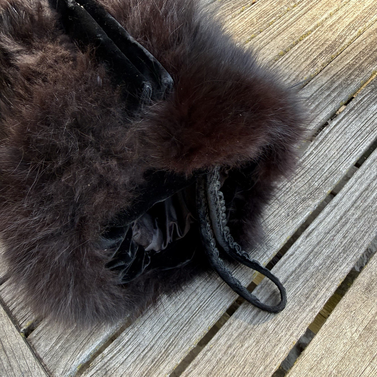 Vintage Mink Fur Muff w/ Hidden Clasp Purse Wrist Strap Brown Black GUC Luxury