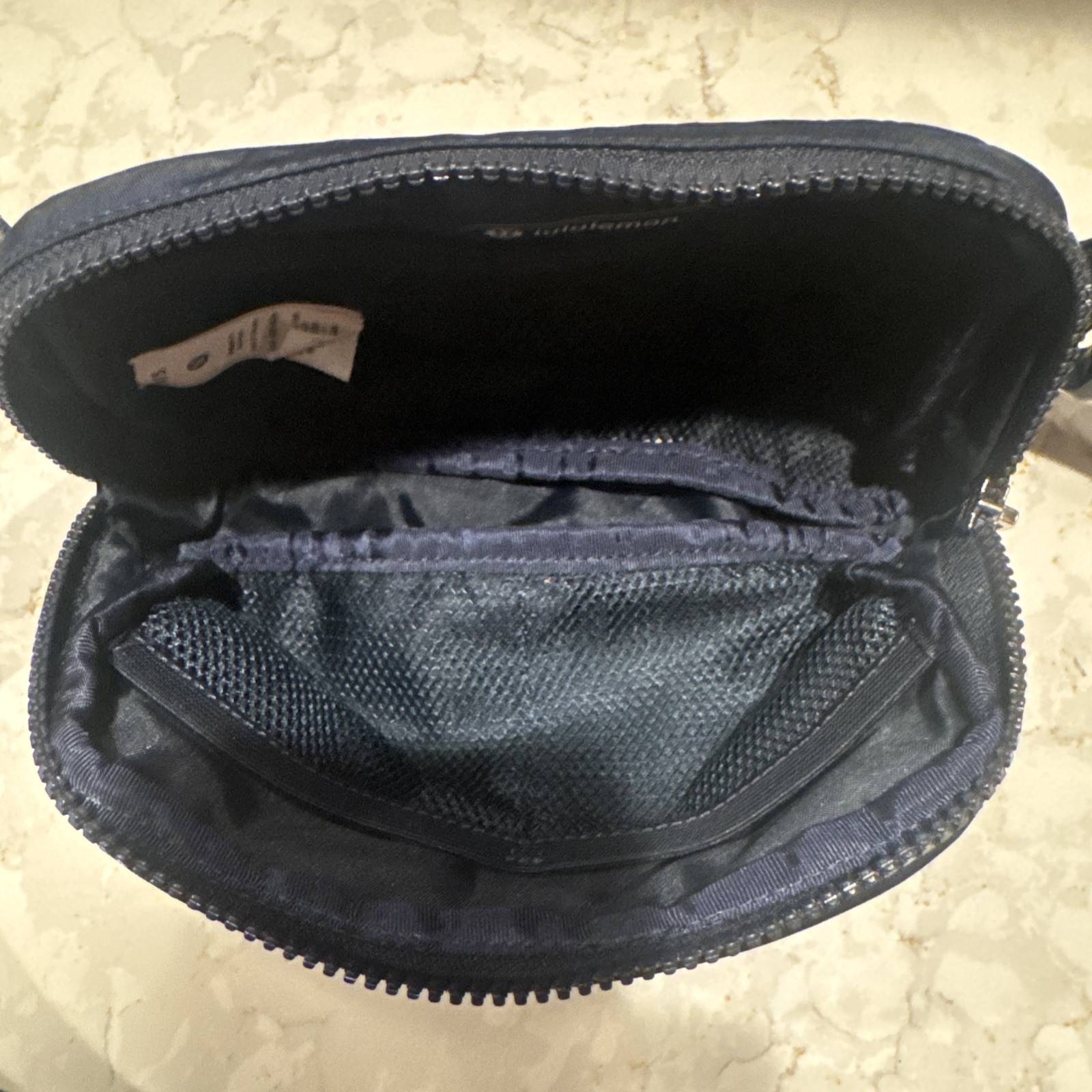 Lululemon Everywhere Belt Bag Navy Blue Waist Pack Adj Preowned