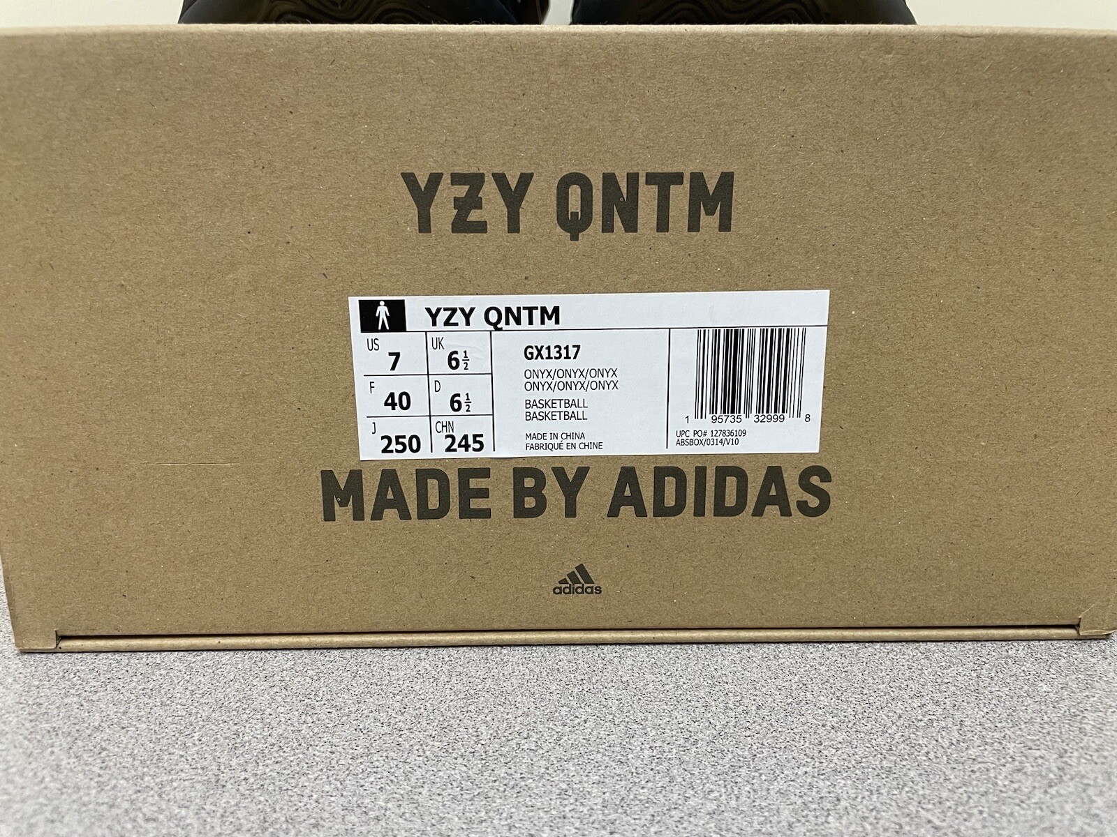 Men’s US Size 7 – adidas Yeezy QNTM Quantum Onyx GX1317 New Authentic