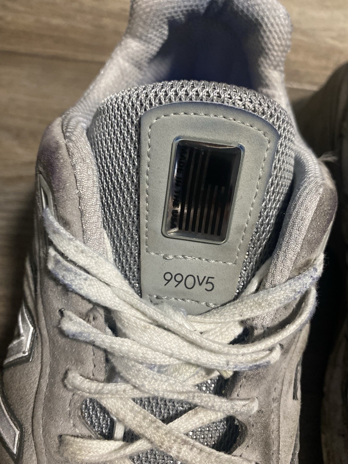 Men’s Size 13 New Balance 990 V5