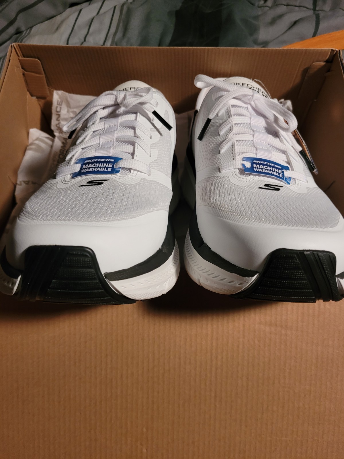 Skechers Slip-ins Max Cushioning Air Cooled Premier 2.0 Mens US Size 11 White