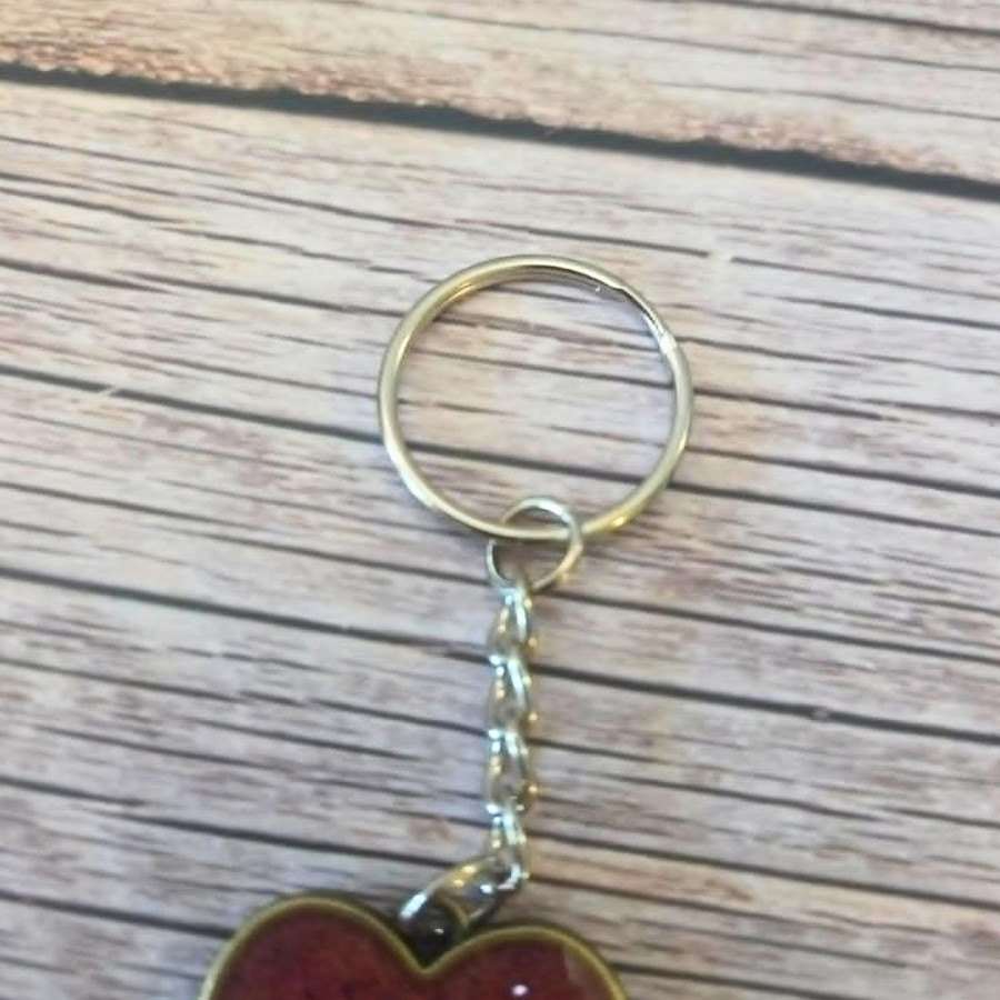 Heart Keychain, Handmade resin keychain, pink glitter accessories