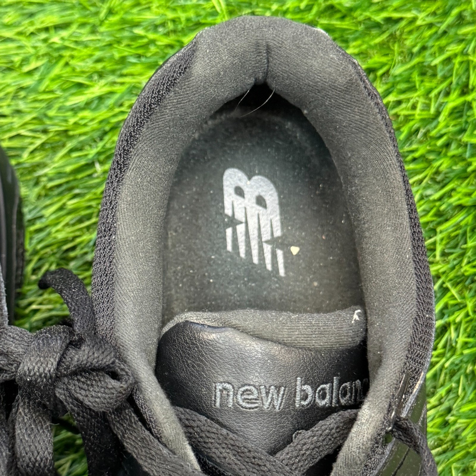 New Balance 813 Mens Size 9.5 Medium D Black Leather Rollbar Stability Sneakers