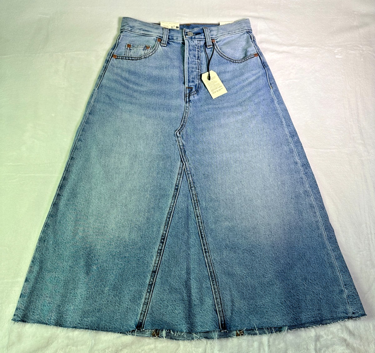 Levi’s Deconstructed Denim Skirt High Rise A Line 25″ Waist BNWT 29″ Length
