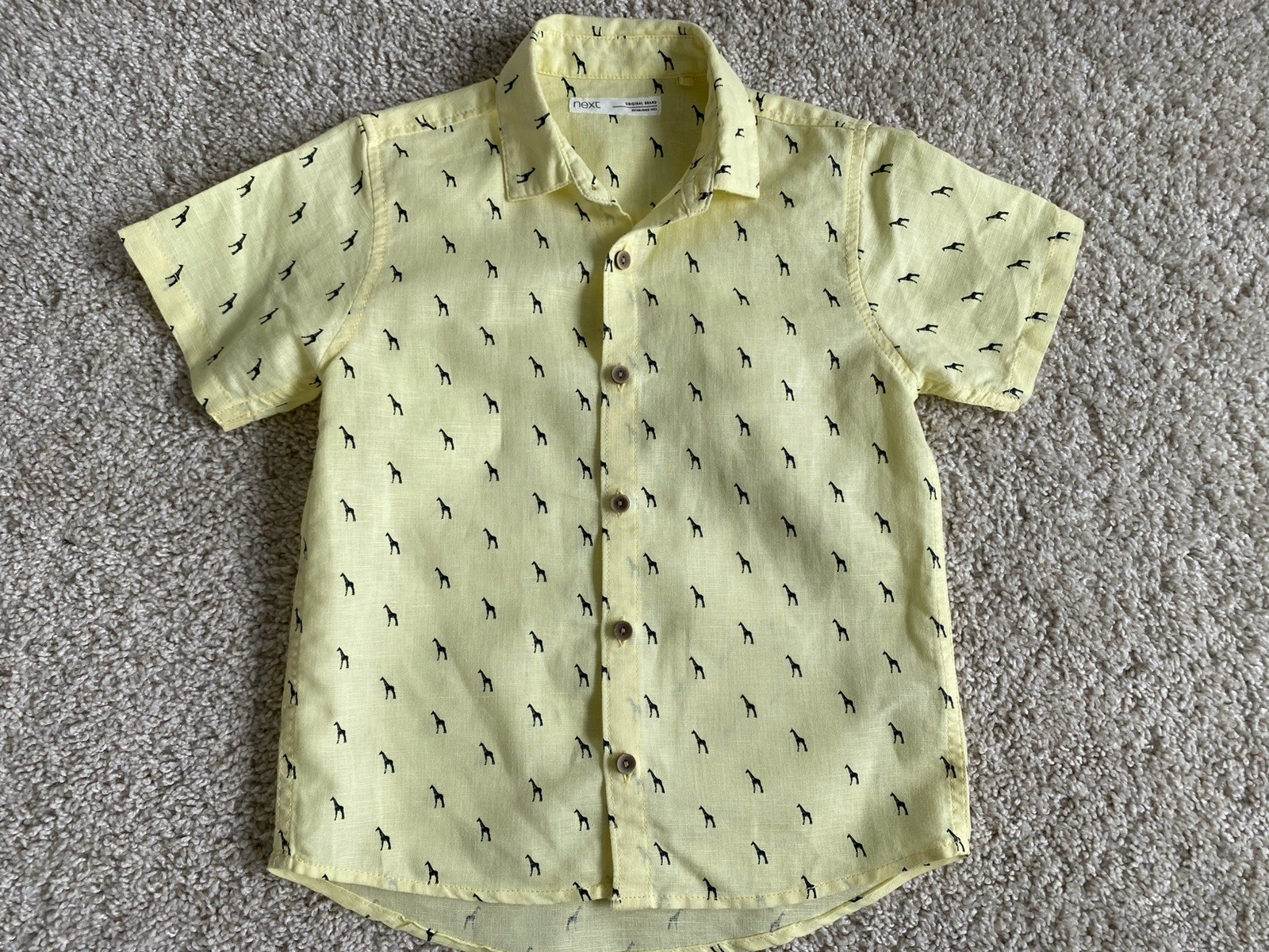 Next UK Toddler Boys Print Vowen Shirt Short Sleeves Yellow Giraffe size 4-5