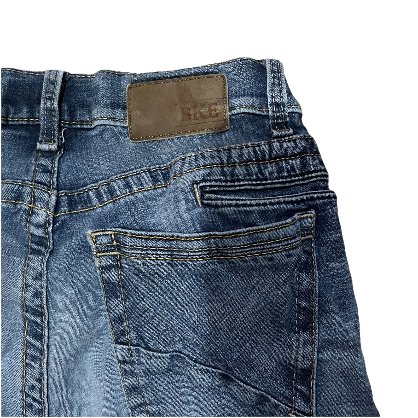 BKE Fulton Bootleg Mens Jeans 31R Medium Wash Blue Whiskered Distressed Stretch