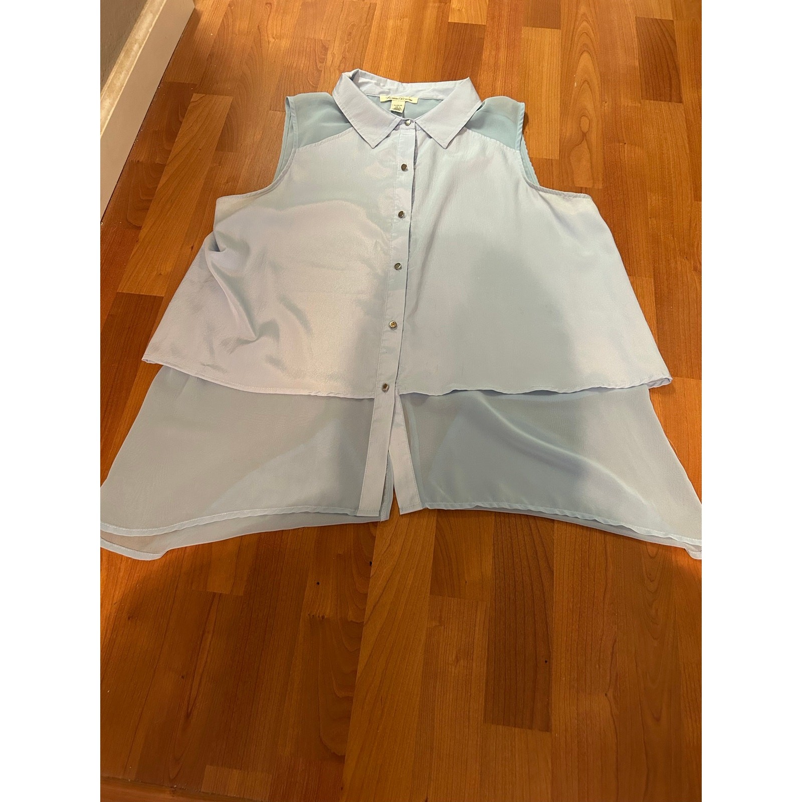 Kenneth Cole New York Light Blue Sleeveless Chiffon Blouse High Low Hem L