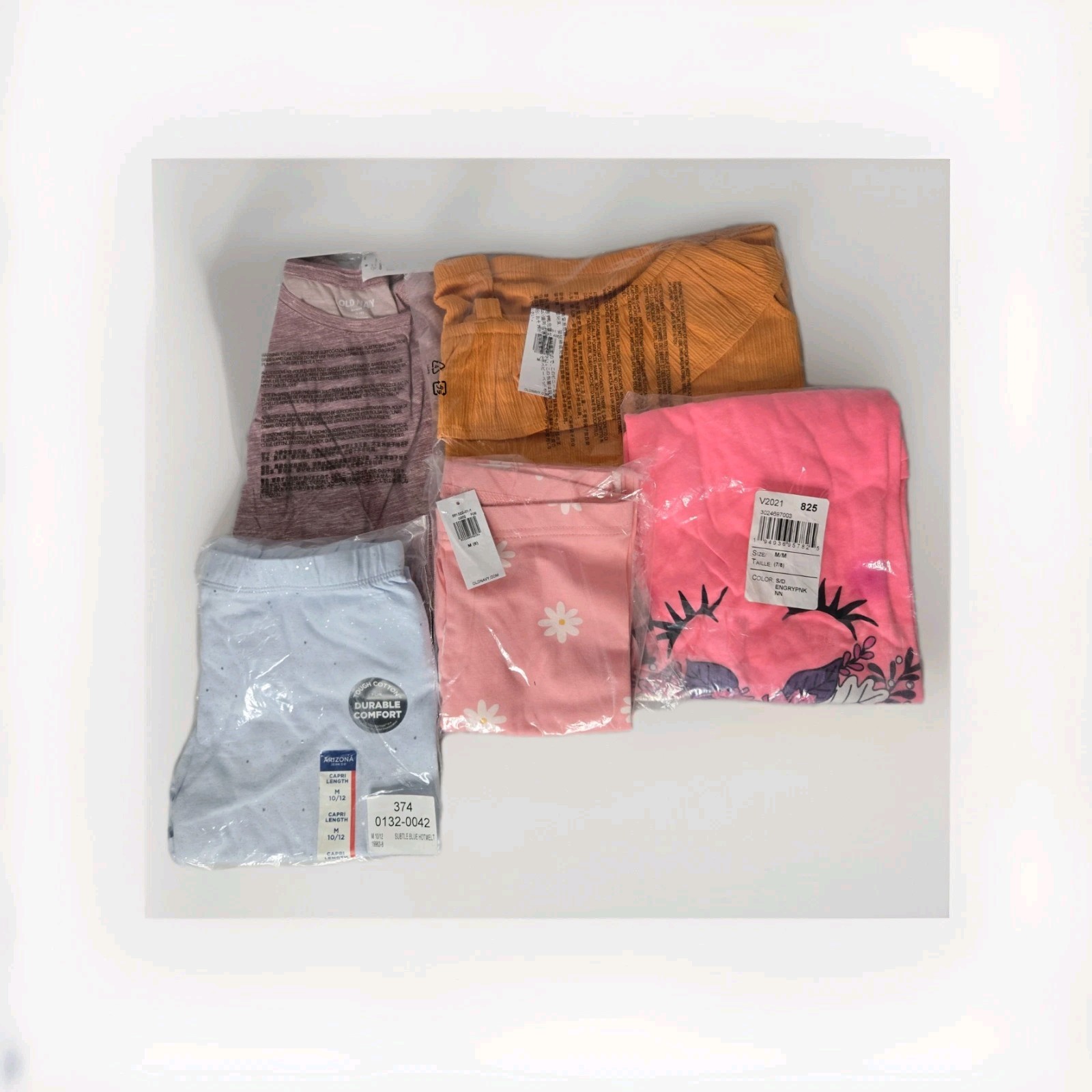Bulk Lot Of Clothes 5 Items Size Medium See Description Below NWTS Free Shipping