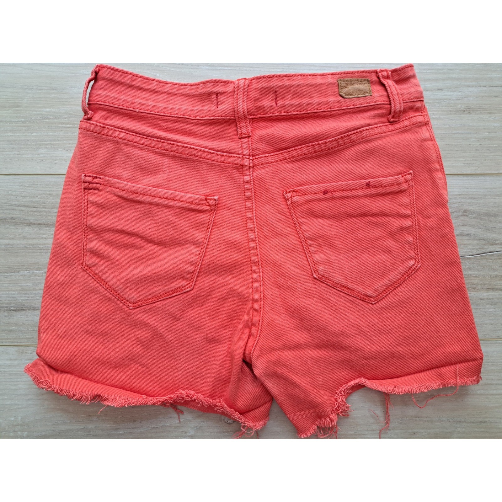 BDG Y2K Urban Outfitters High Rise Denim Shorts Coral Red Raw Hem Stretch sz 27