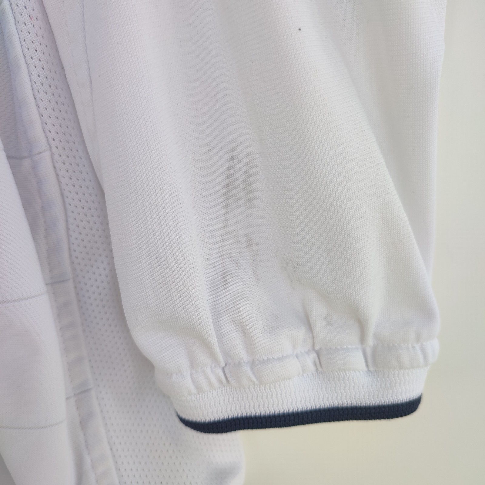 England 2003 – 2005 Long Sleeve Umbro Home Football Shirt #7 Beckham | Men’s XL