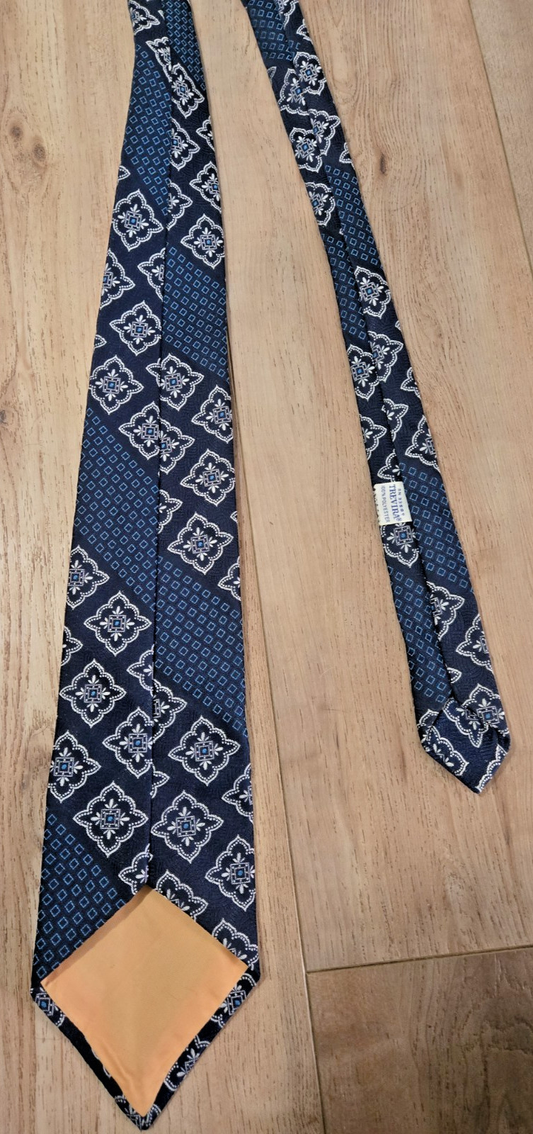 Vintage Trevira Navy Geometric Medallion Floral Foulard Tie 54” Long 4.5” Wide