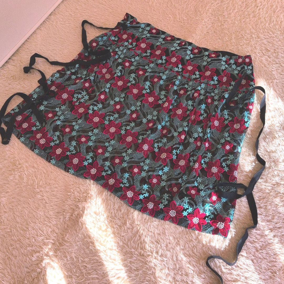 Tricot COMME des GARCONS AD2002 Floral Embroidered Wrap Skirt M