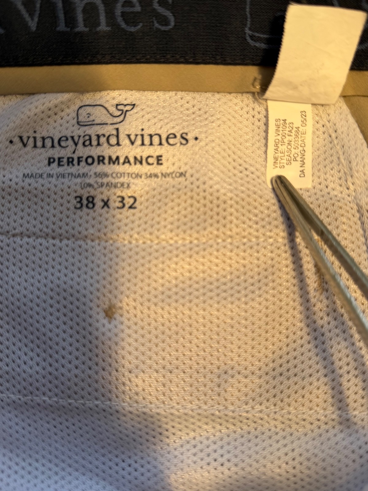 Vineyard Vines Performance Khaki Pants Men 38×32 Tan Stretch Preppy Golf Office