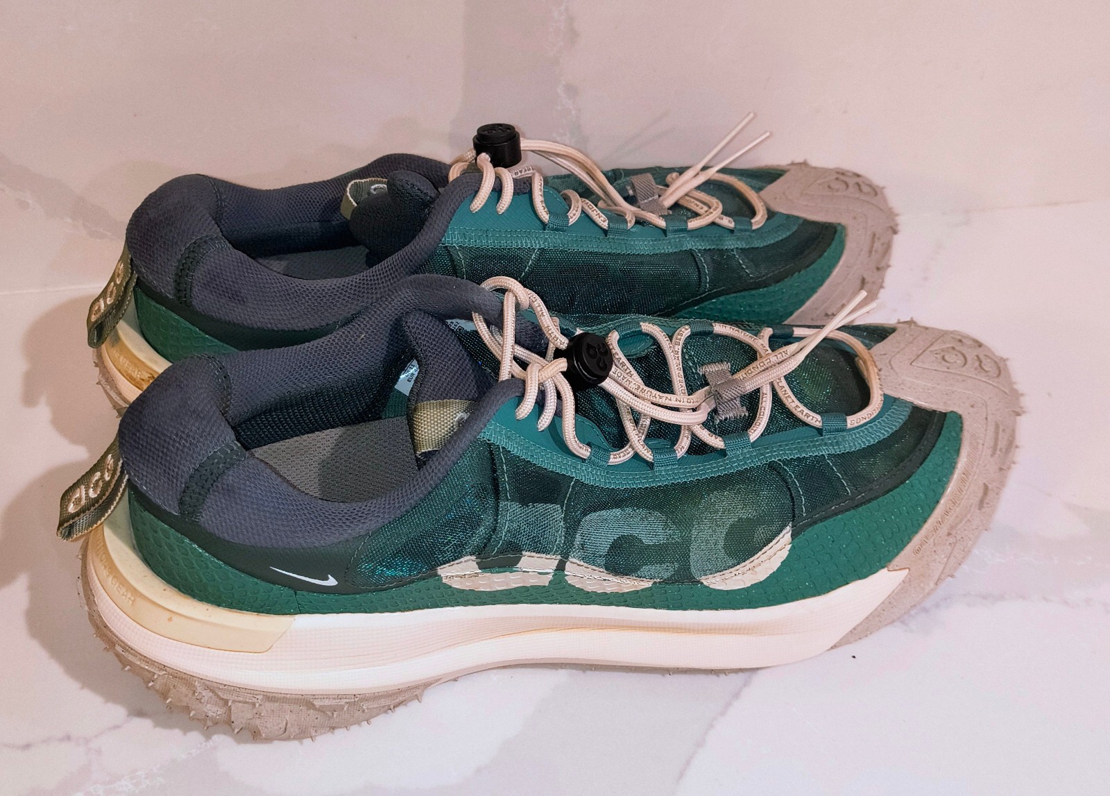 Nike ACG Mountain Fly 2 Low Bicoastal Hiking/Trail Running – Men’s Size 12