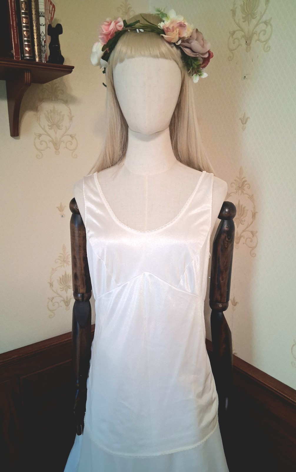 Vintage 1970s Sears White Lace Trimmed Romantic Coquette Cottagecore Camisole