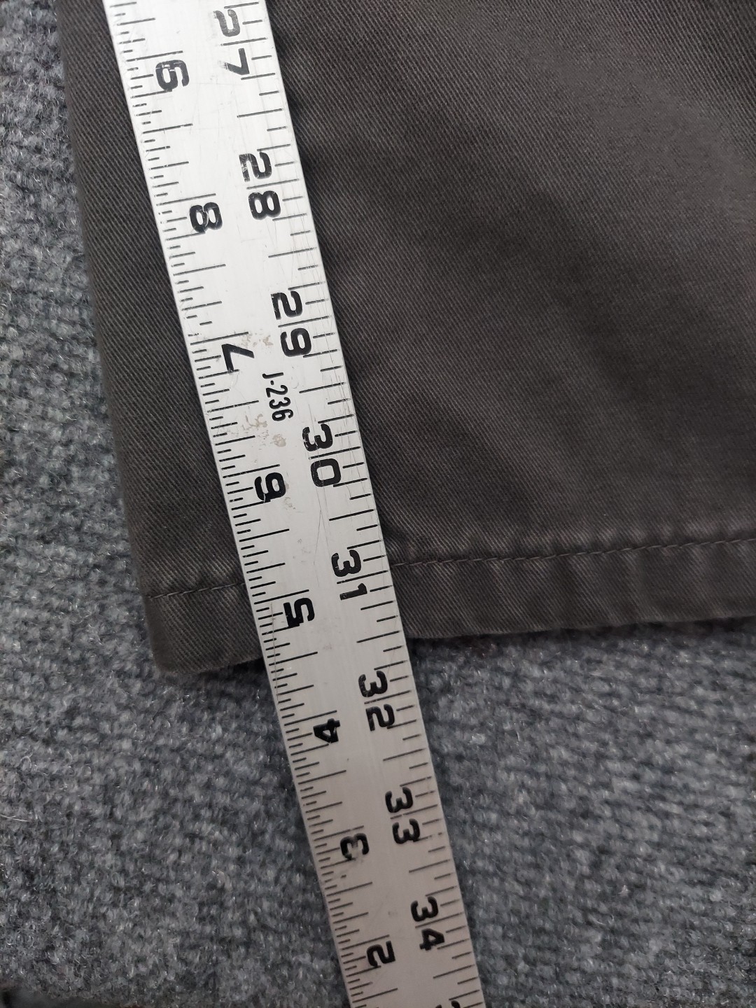 Wrangler Cargo Jeans Pants Mens 32×32 Gray Utility Outdoor Workwear Tag sz 34×34