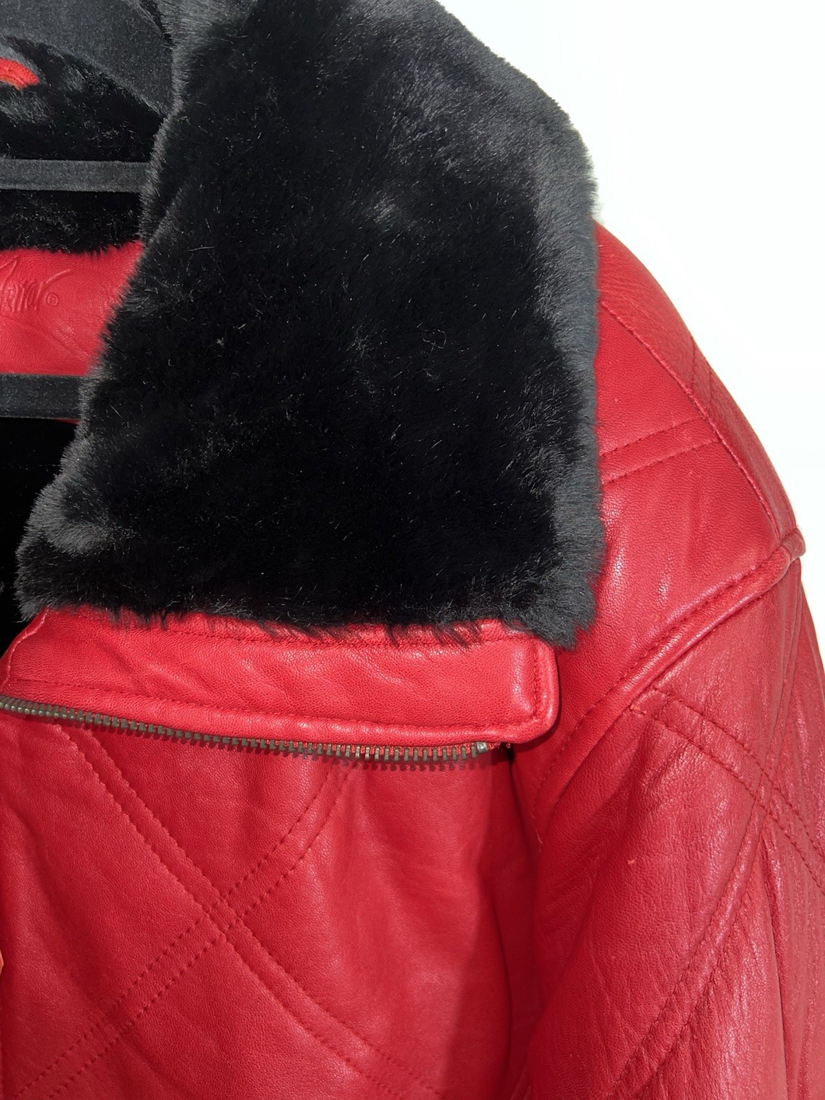 NWT Jacqueline Ferrar Red Quilted Leather Coat Jacket Black Fur Trim Womens L