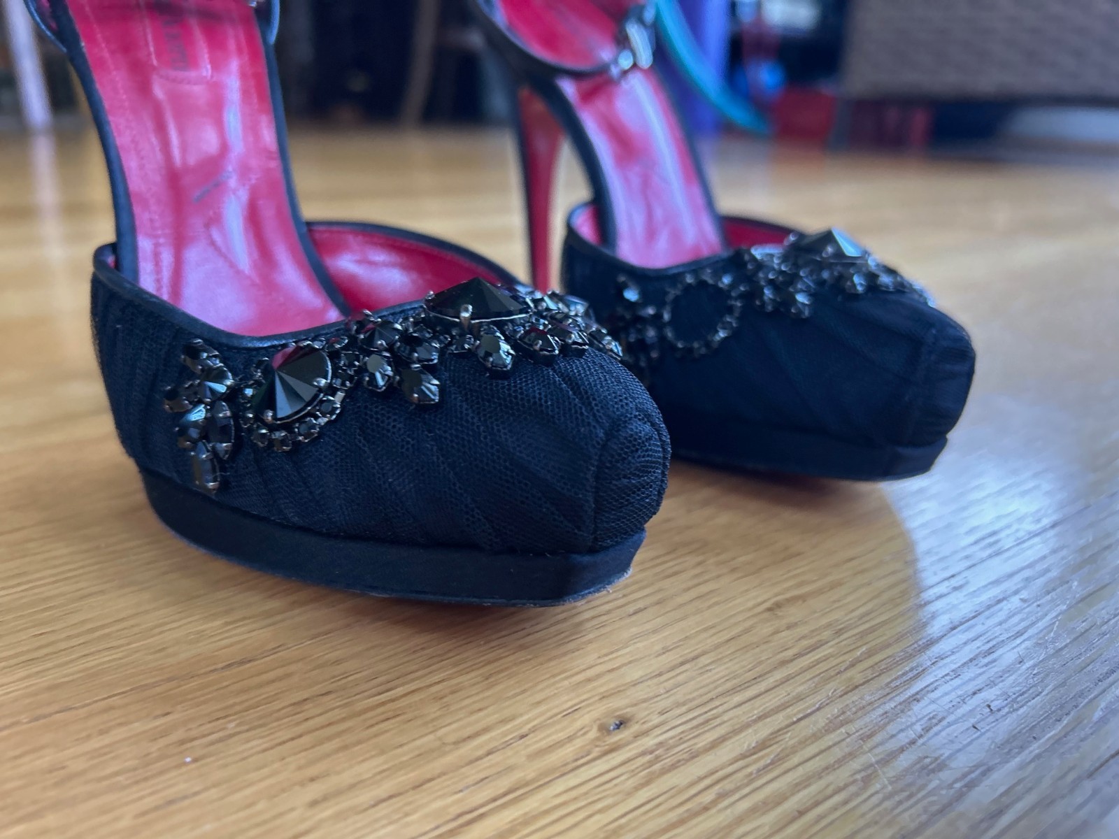 CESARE PACIOTTI Black Crystals Satin & Mesh Pumps Size 7.5 IT 37.5 Good Cond.