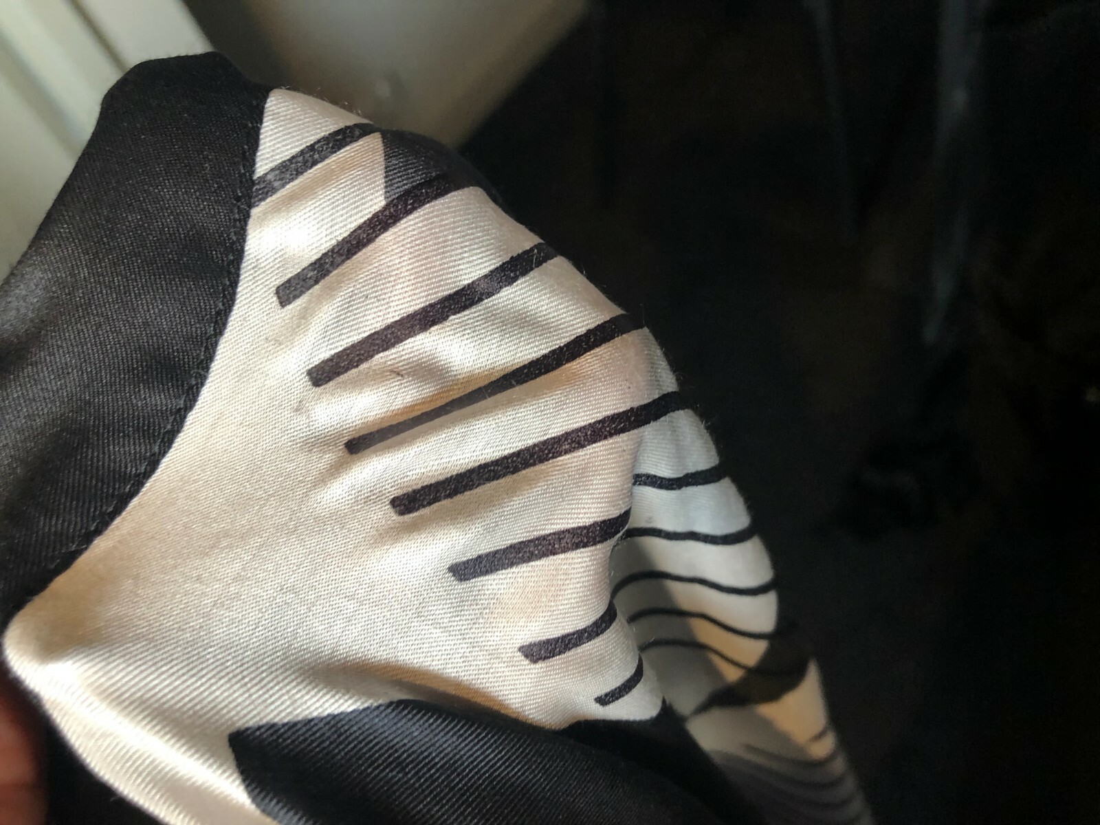 MIMCO Viscose/Silk Black,White & Charcoal Striped Print Large SCARF 110cmx110cm