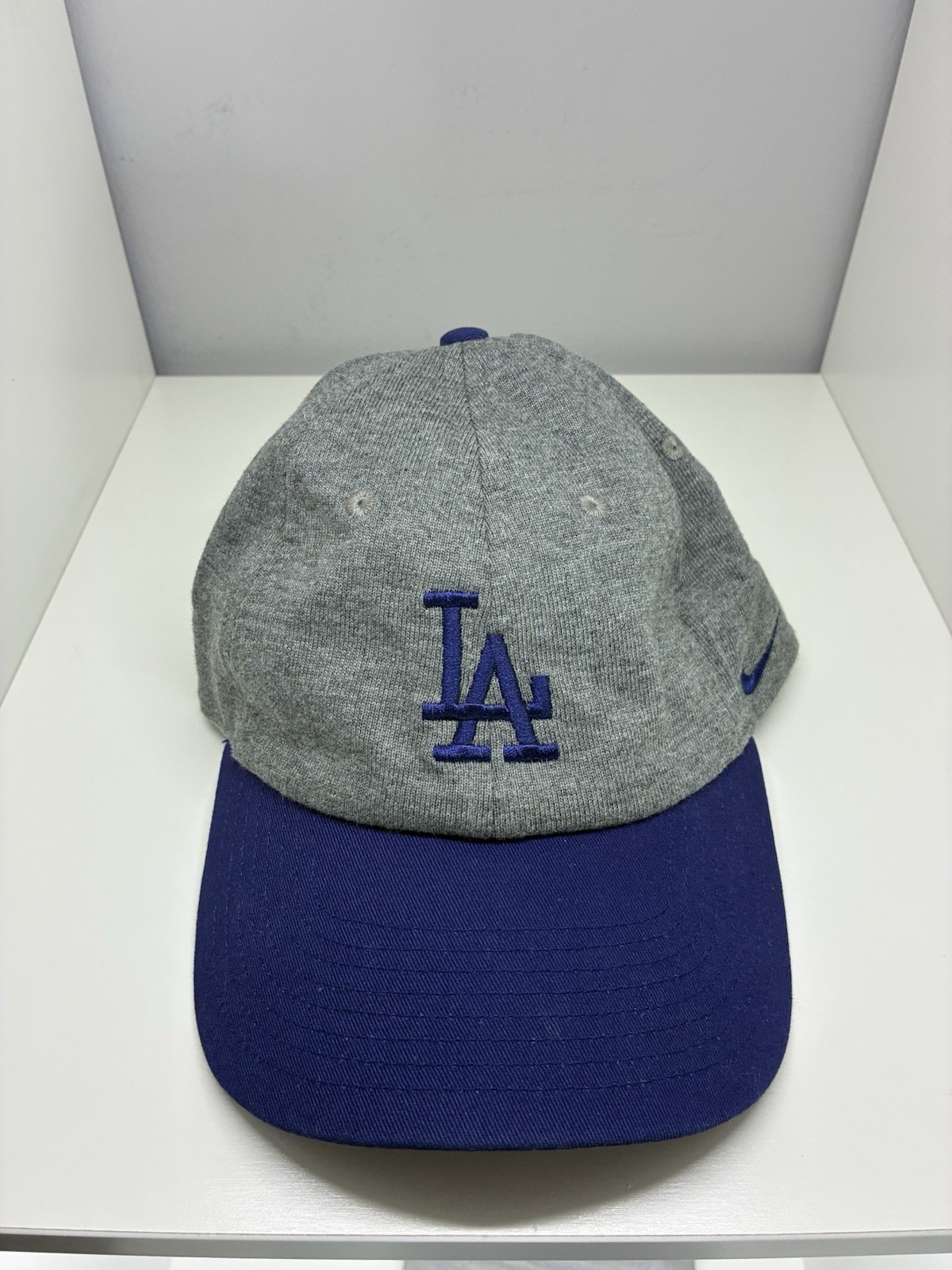 Nike Heritage 86 Dri Fit LA Dodgers Baseball Cap Hat Adjustable OS Gray Blue