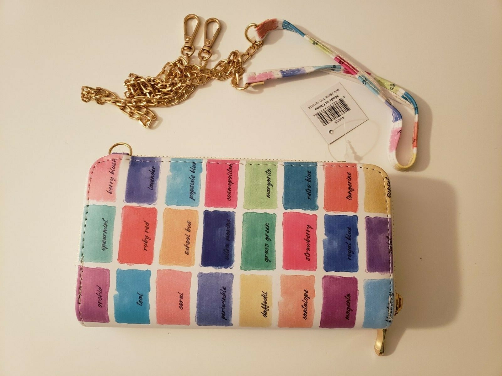 TRAVEL BEACH AMUSEMENT PARK SHOPPING CROSSBODY WALLET LEATHER NWT SECURE SAFE