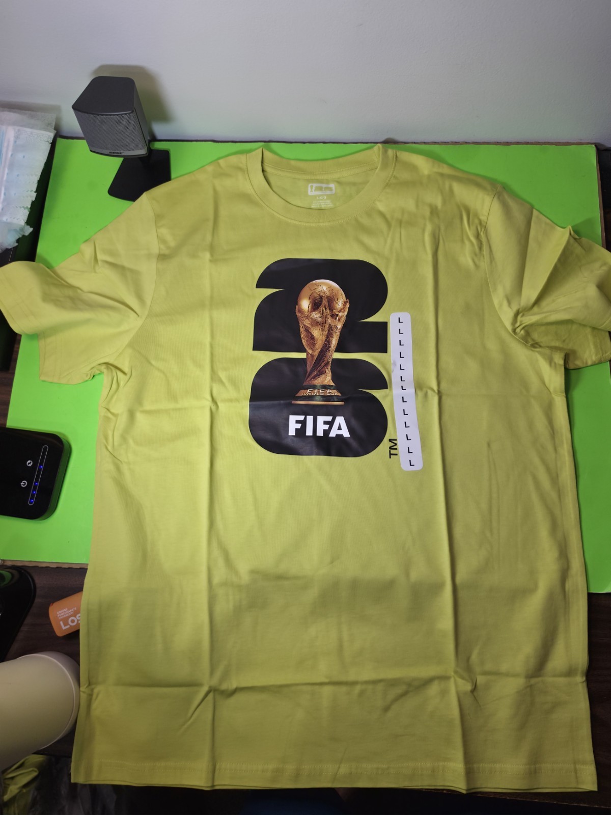 FIFA World Cup 2026 Yellow Graphic Print Logo Men’s Crew Neck T-Shirt Size L