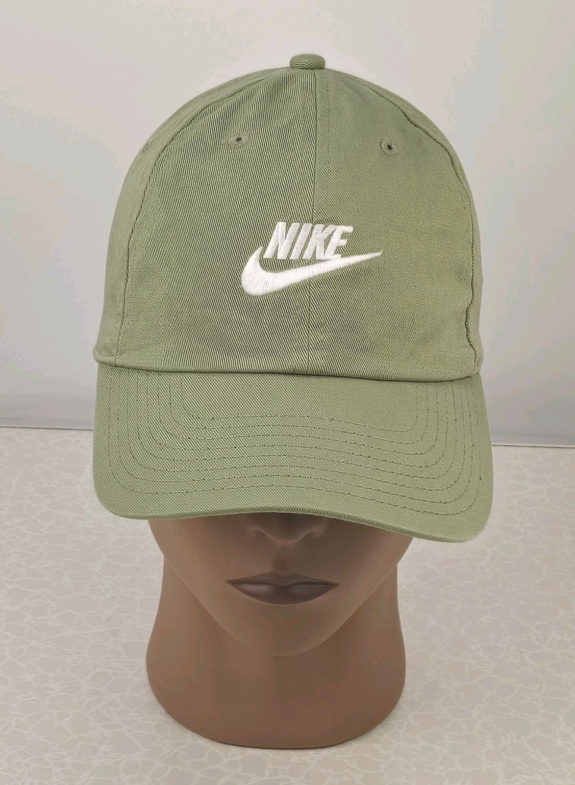 Nike Heritage 86 Baseball Cap Adjustable Hat Light Green Unisex One Size.
