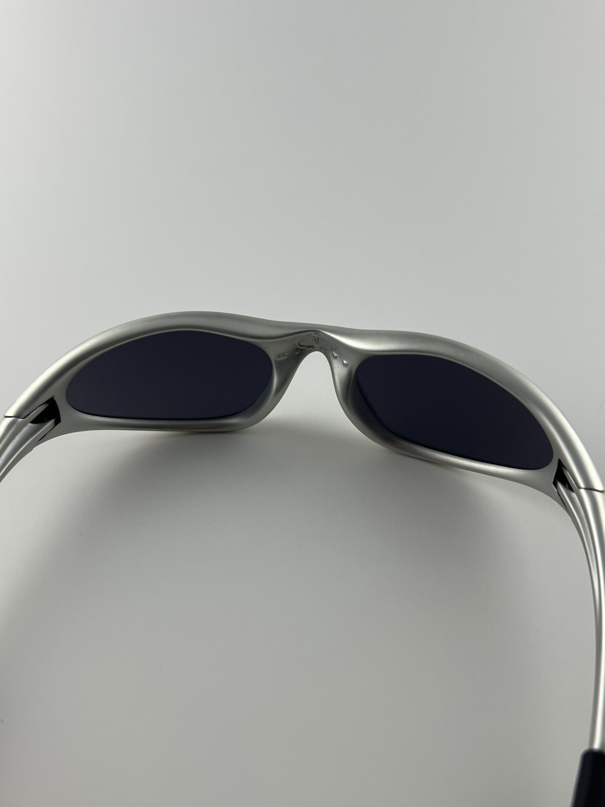 Oakley Minute 1.0 FMj 5.56 Frame Black Iridium Lens 04-086 Gunmetal Icons XX