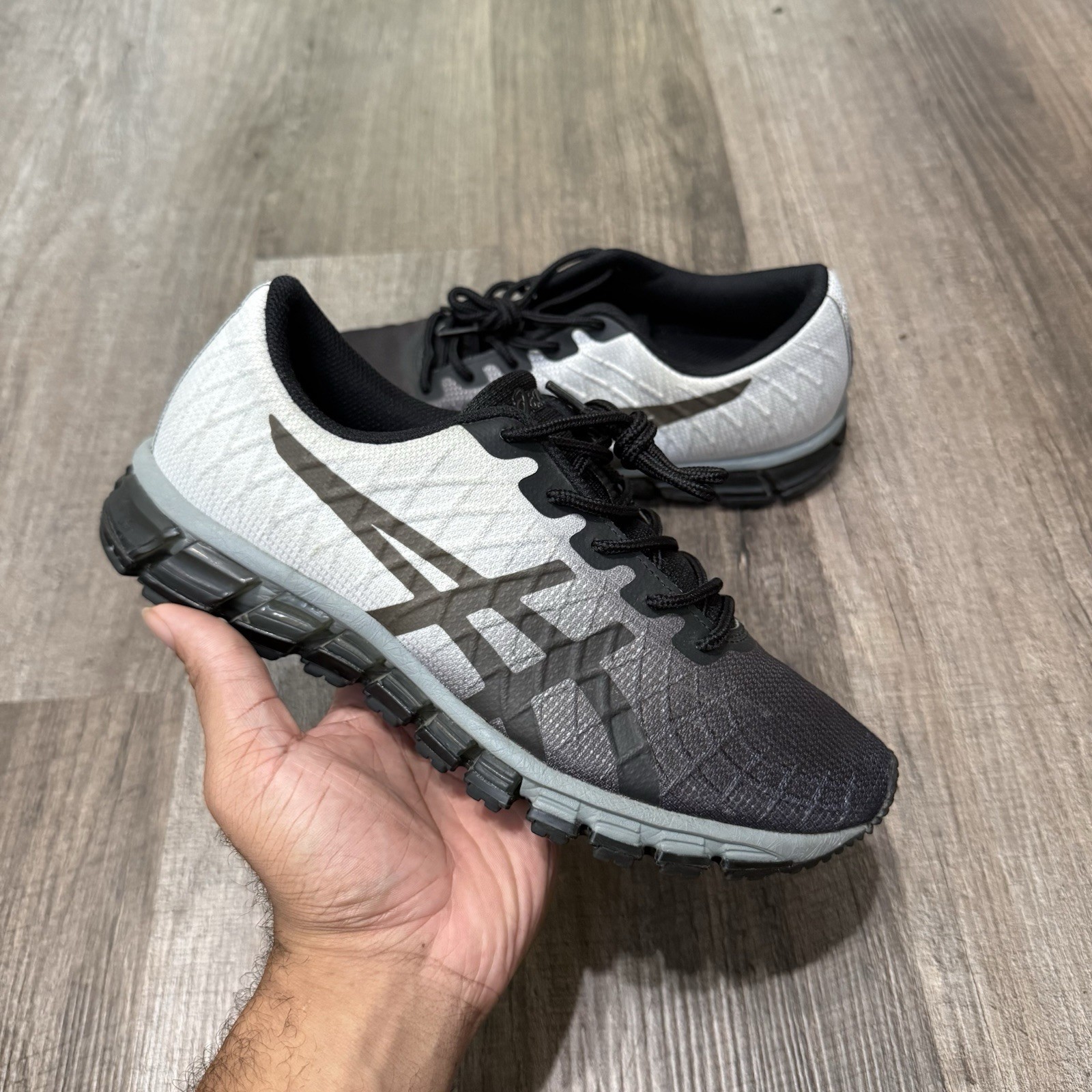 ASICS Gel Quantum 180 4 – Black-Dark Grey – Size 8 Men’s – 1021A104-002