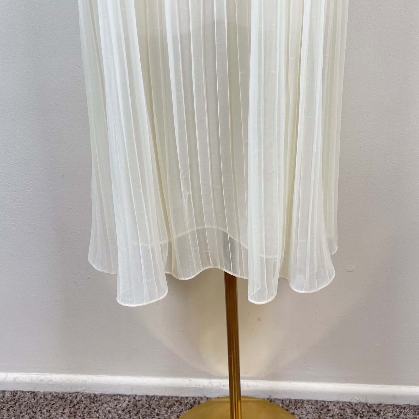 Vintage Kaiser Nightgown Women M Yellow Pleated Embroidered Chiffon Babydoll 70s
