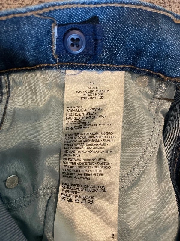 Levi’s Size: 14 Reg (Waist 27” / Inseam 29”)