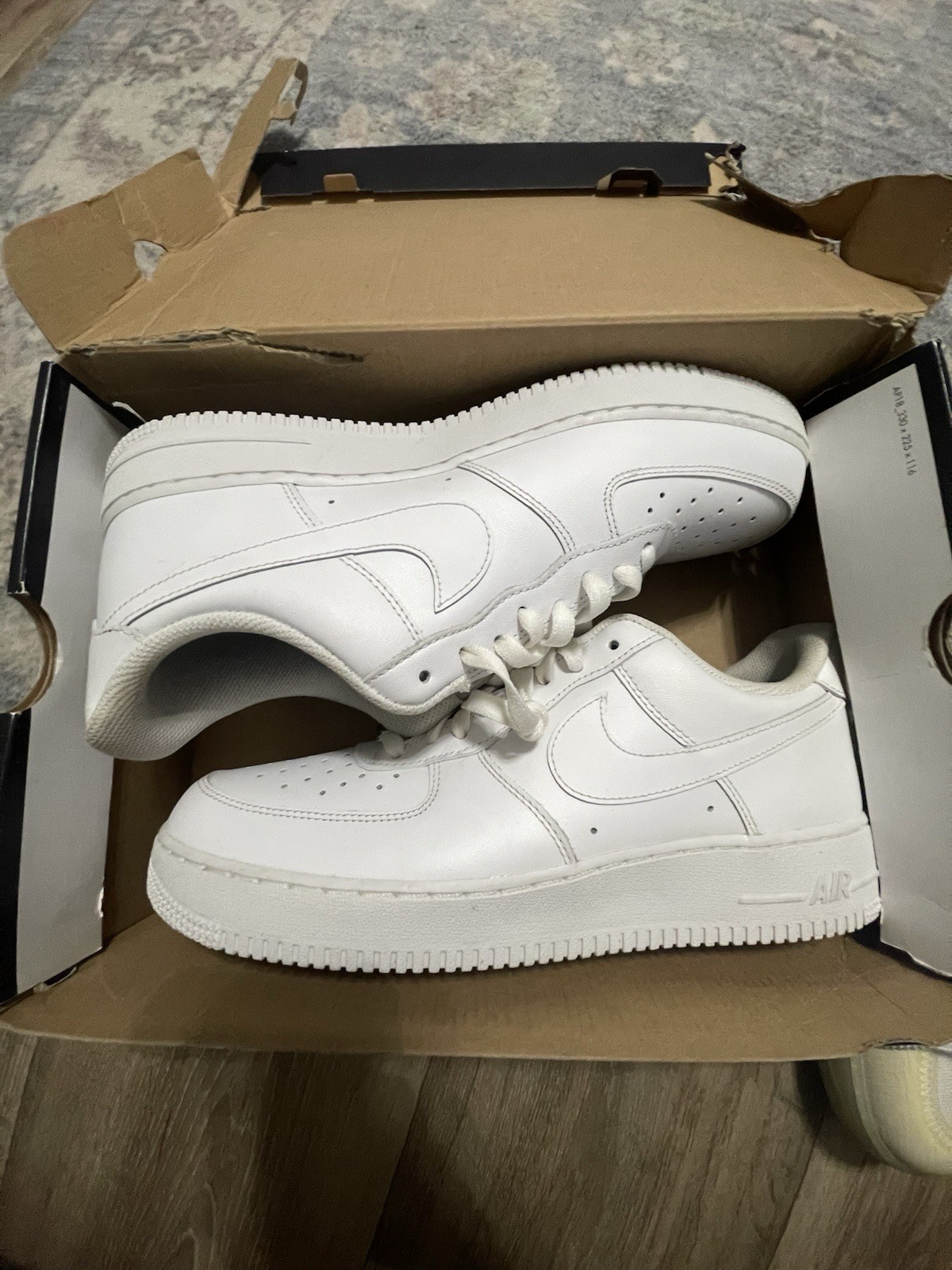 Nike Air Force 1 Low Top Men’s White Leather Lace-Up Sneakers Rubber Sole