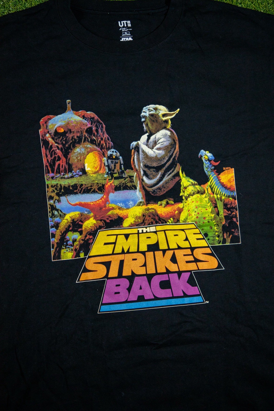 Uniqlo x Star Wars ‘The Empire Strikes Back’ T Shirt Black Size XL