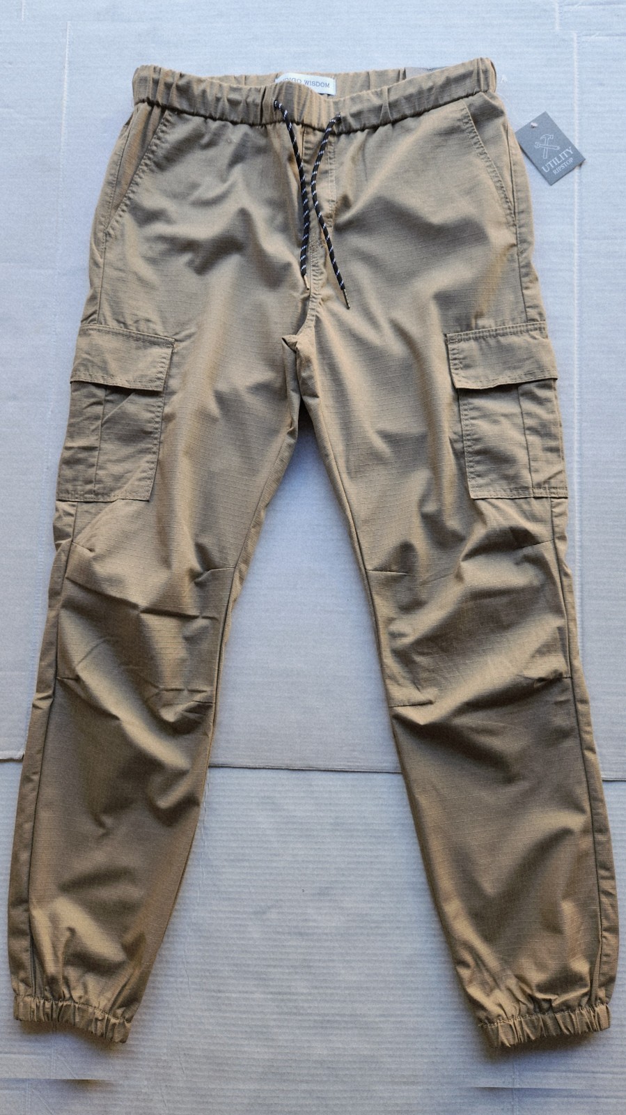 Indigo Wisdom Utility Ripstop Cargo Pants – Size: Medium – Inseam: 30
