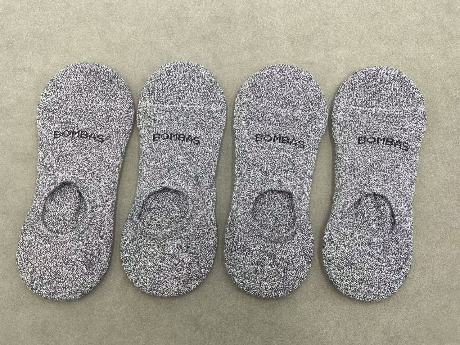 4 pairs Women’s Marl Cushioned No Shows Socks Size Medium 8-10.5 Grey