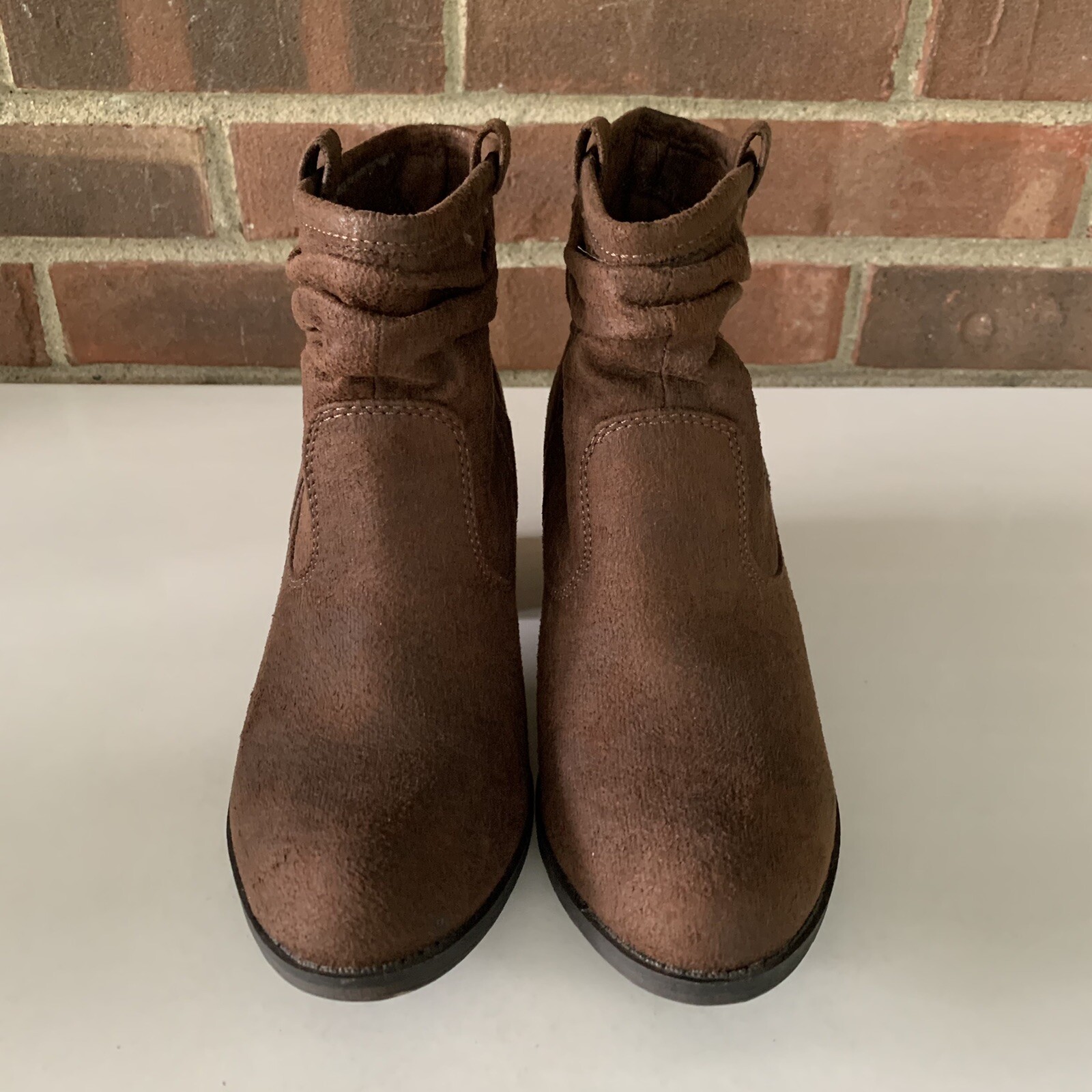 K9 brown fabric block heel ankle boots Women’s US 8 M