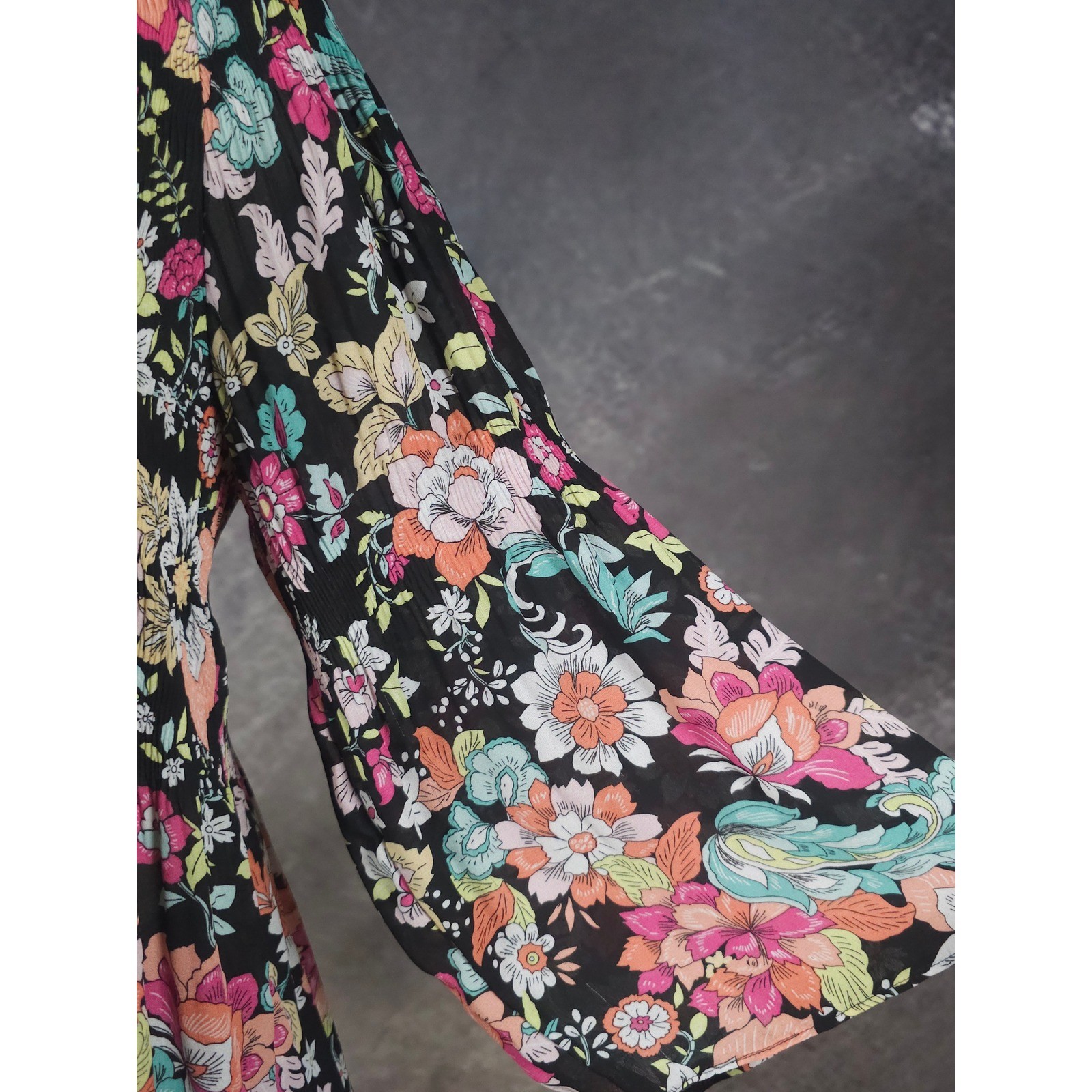 Ninety Clothing Co Boho Peasant Whimsygoth Floral Tunic Blouse Pleated Top M