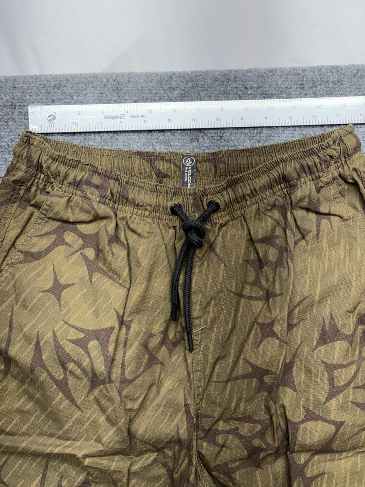 Volcom Men’s Small Olive Green Tribal Print Elastic Waist Pants Cargo Casual