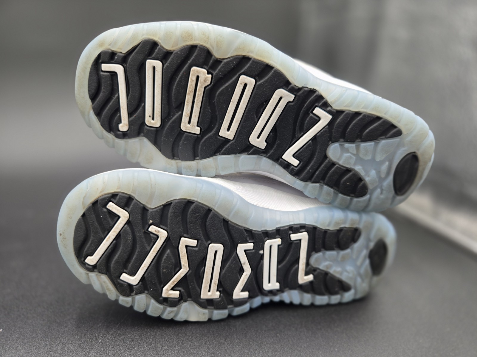 Jordan 11 Kids Legend Blue Size 11c