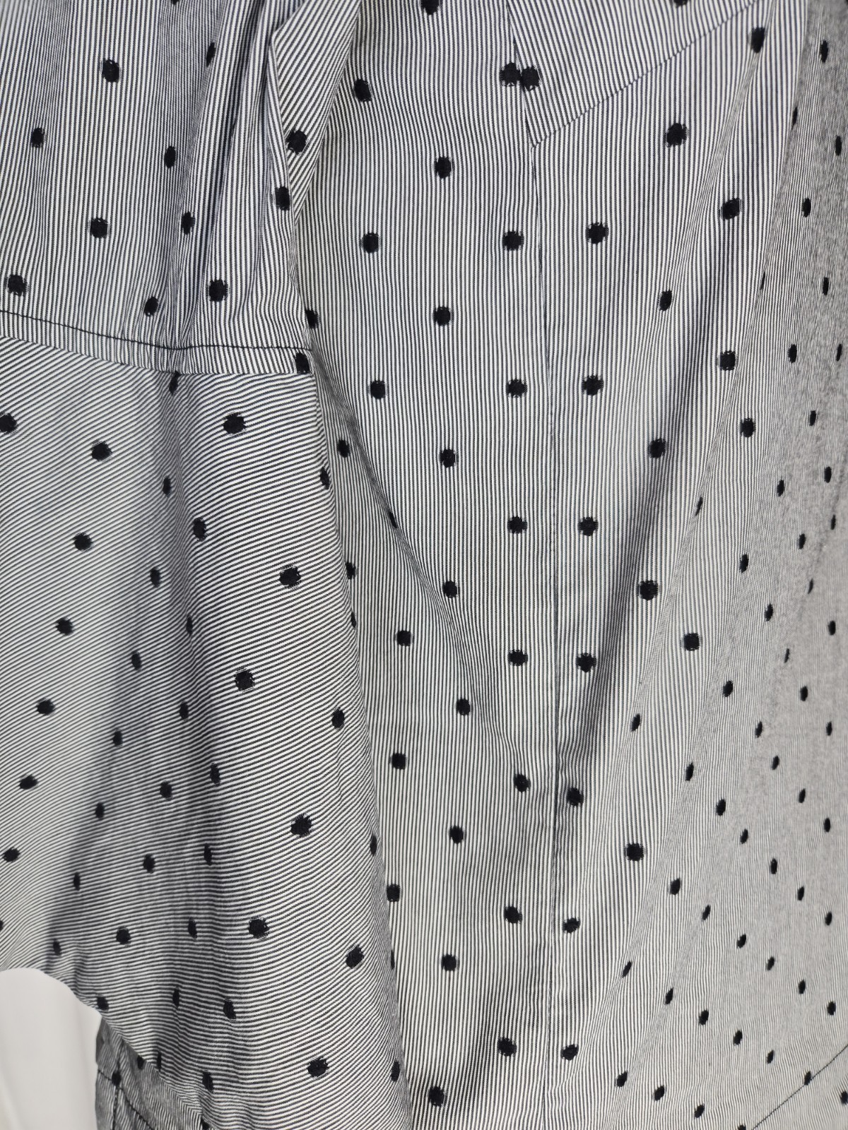 Sara Campbell Women’s 12 Black Dot Micro Stripe Blouse Flair Sleeve Boat Neck, L