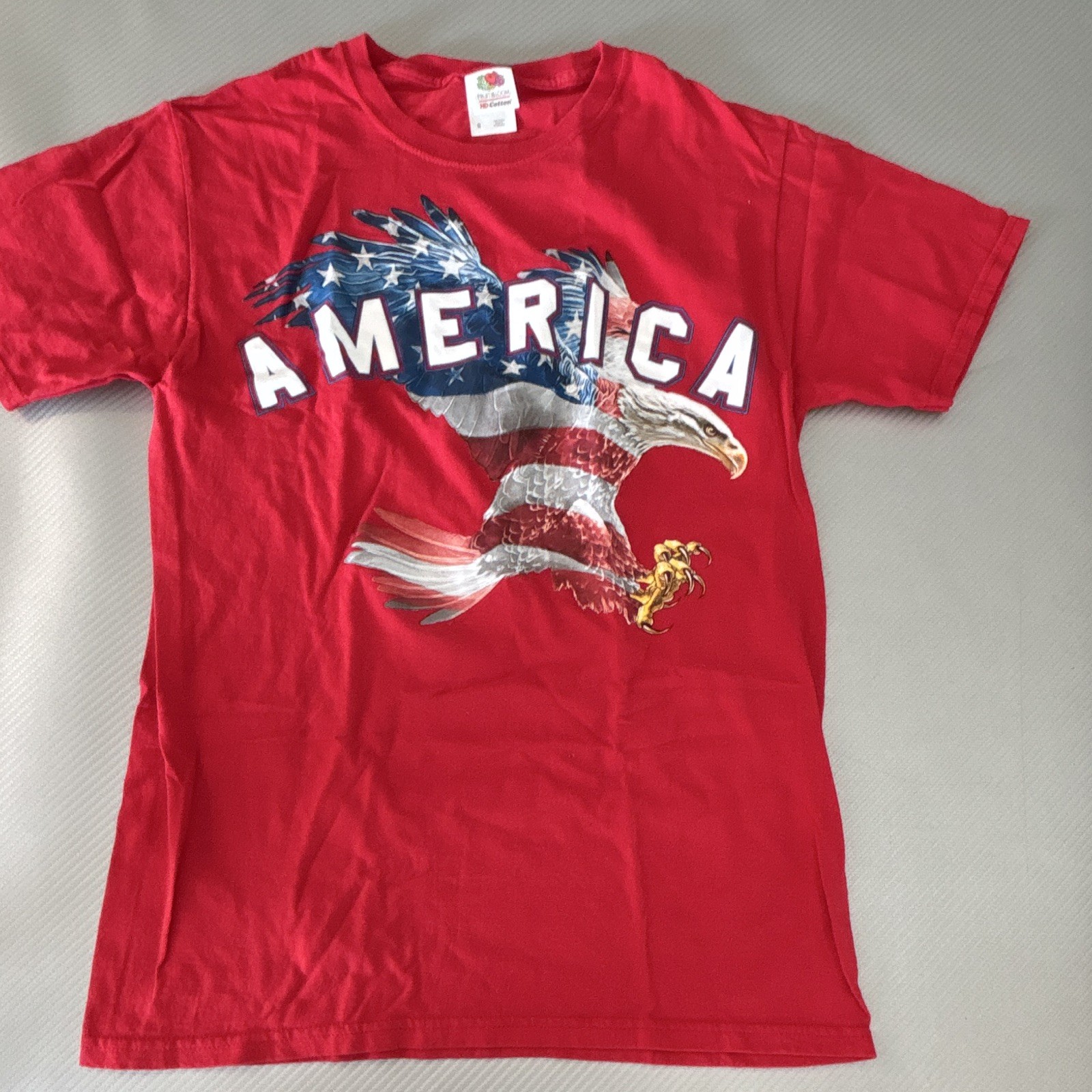 Men’s S, Fruit of the Loom HD Cotton T-Shirt, Red USA Eagle Graphic, Knit