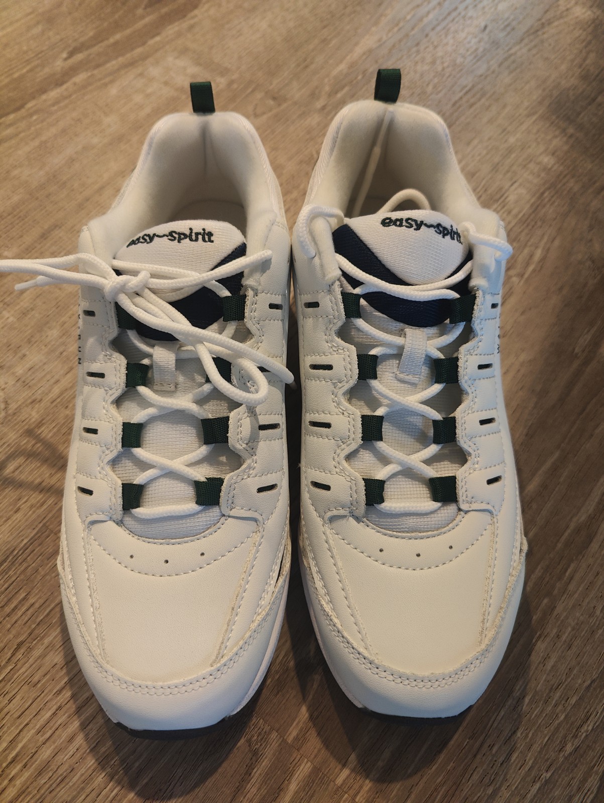 Easy Spirit Romy Walk Run Women’s Walking Sneakers Cushioned White 10 M