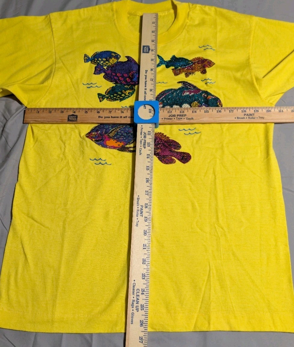 Vintage 90s Fish Graphic Tee Screen Stars Best Made USA Single Stitch XL