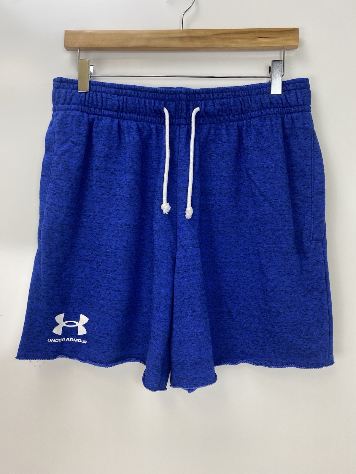 Under Armour HeatGear Men’s Blue Terry Shorts L 6″ Inseam Drawstring Waist