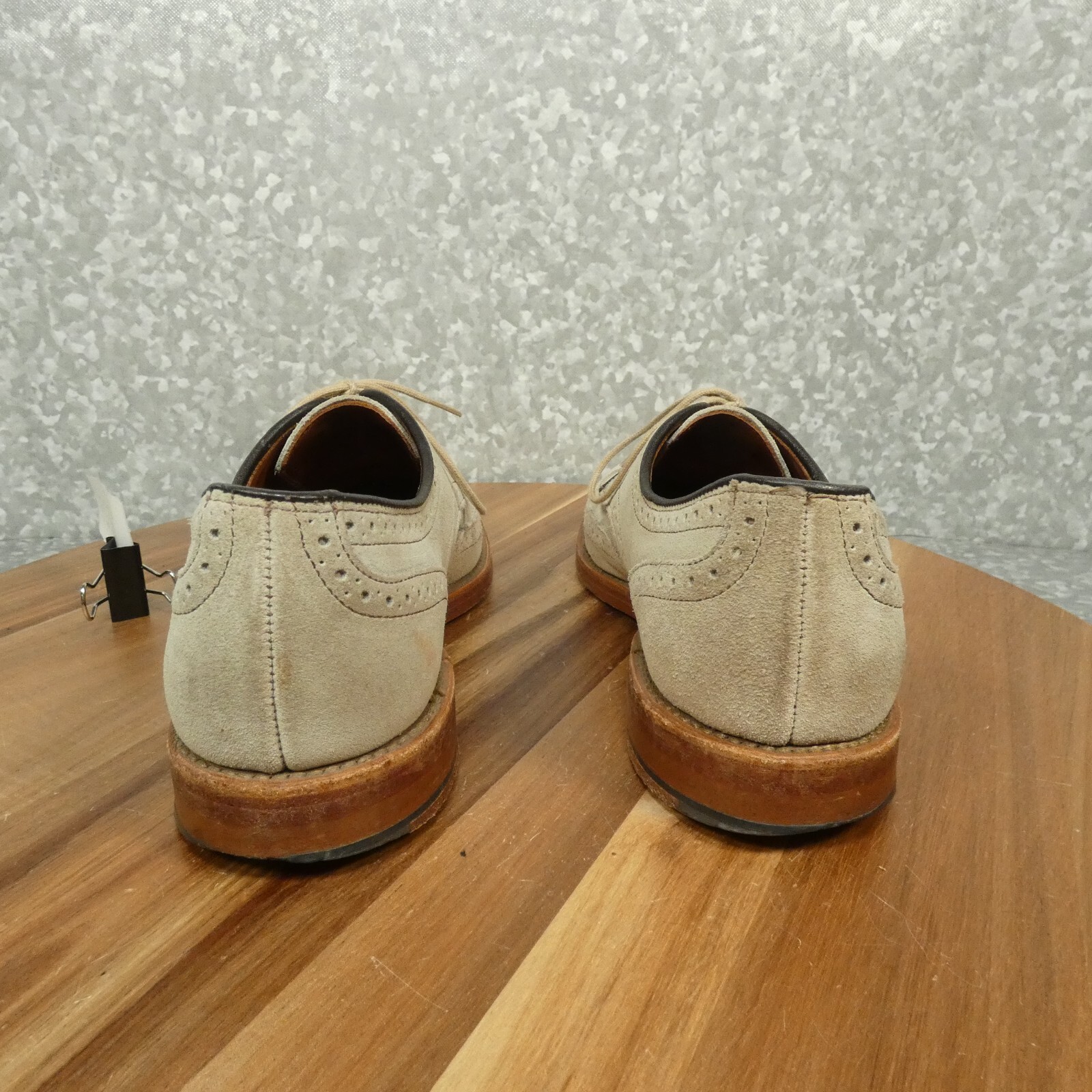 Allen Edmonds Player’s Shoe Mens 9B Beige Suede Wingtip Oxfords