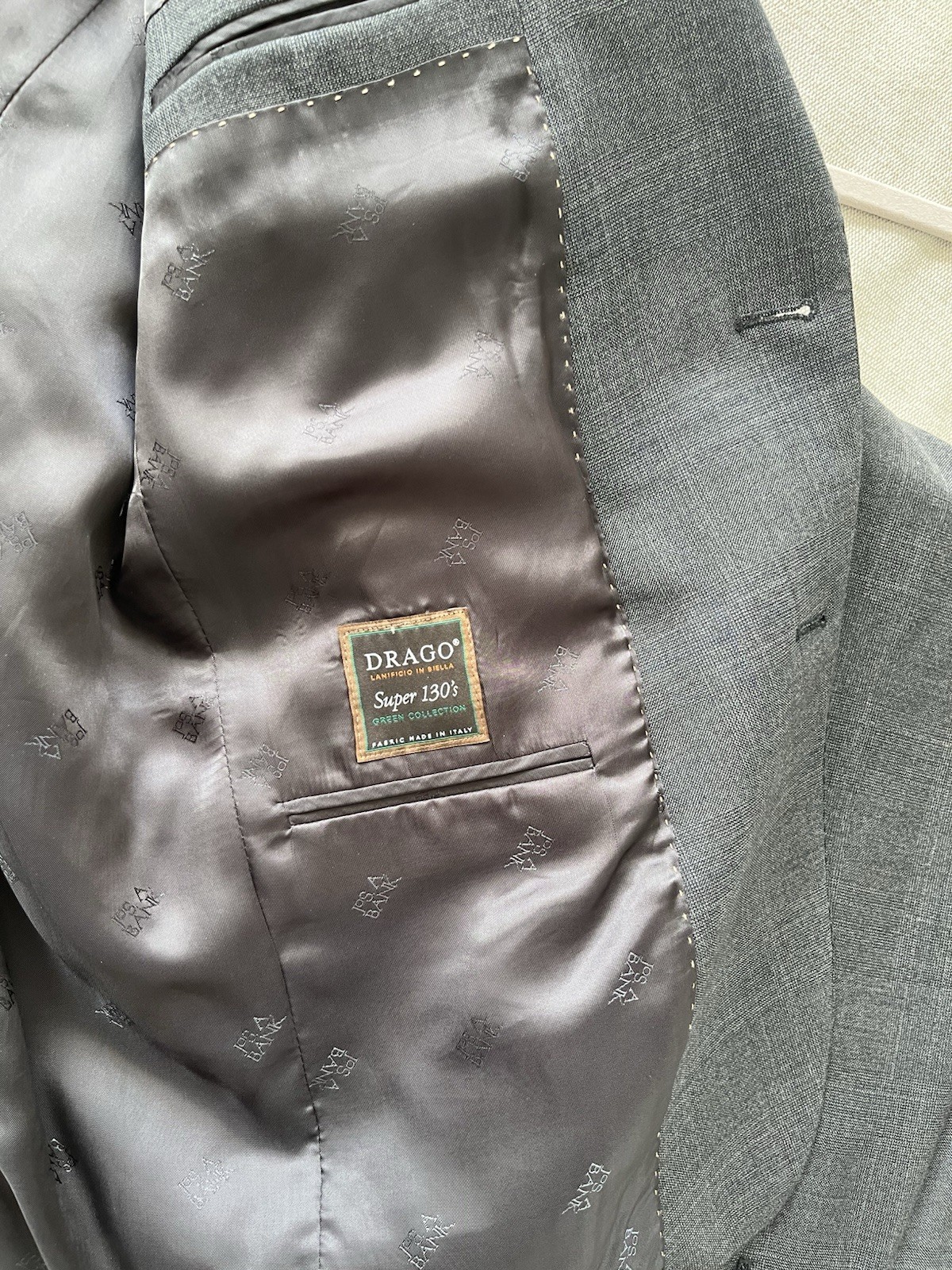 Jos. A. Bank Reserve Gray Wool Suit Super 130’s 42R 36×32 Tailored Fit