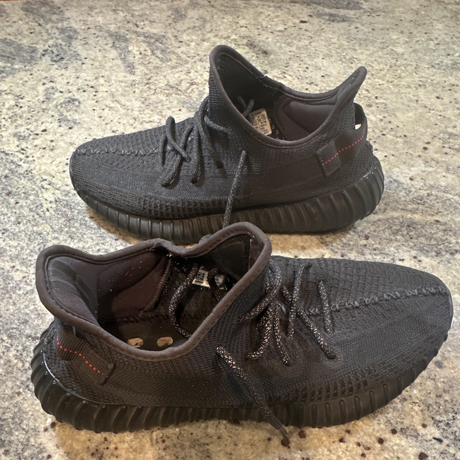 adidas Yeezy Boost 350 V2 Black Non-Reflective Low Top Primeknit FU9006