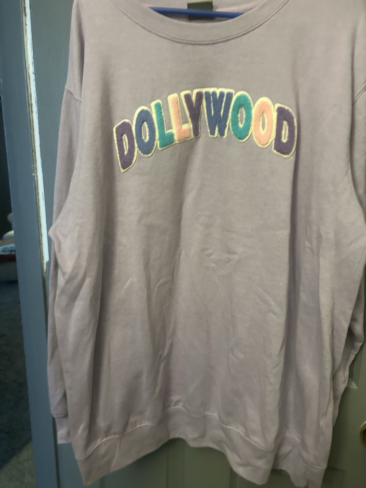 Dollywood Lavender Sweatshirt Women’s