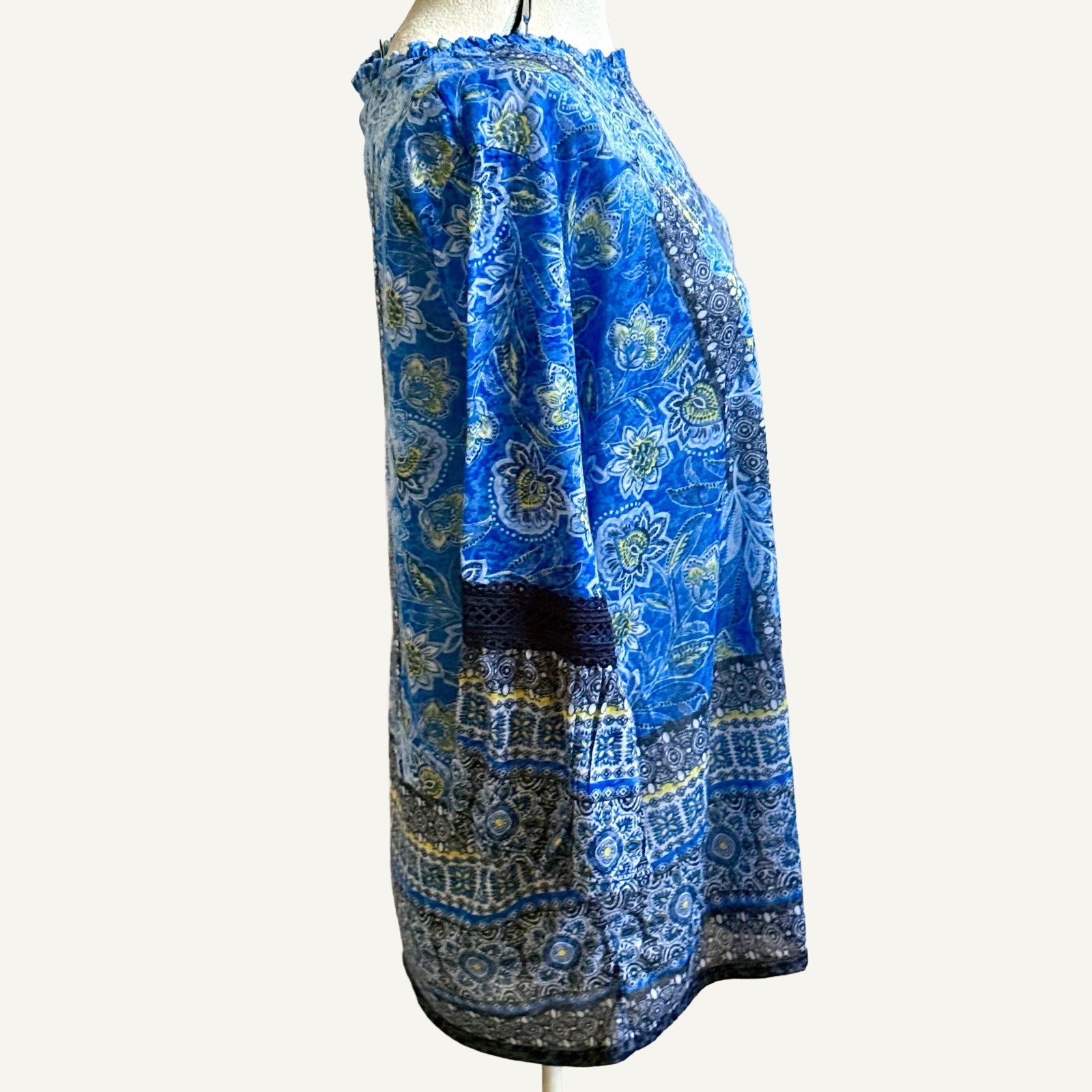 RUBY RD 2X Top Unique BOHO Lightweight Crochet Ruffles Blue Floral Bell Sleeves