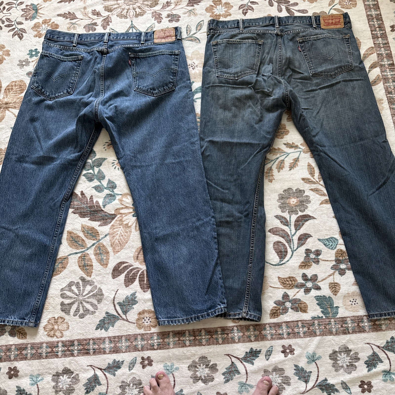 2pairs Levi Strauss 505 Jeans. 42 x 30.